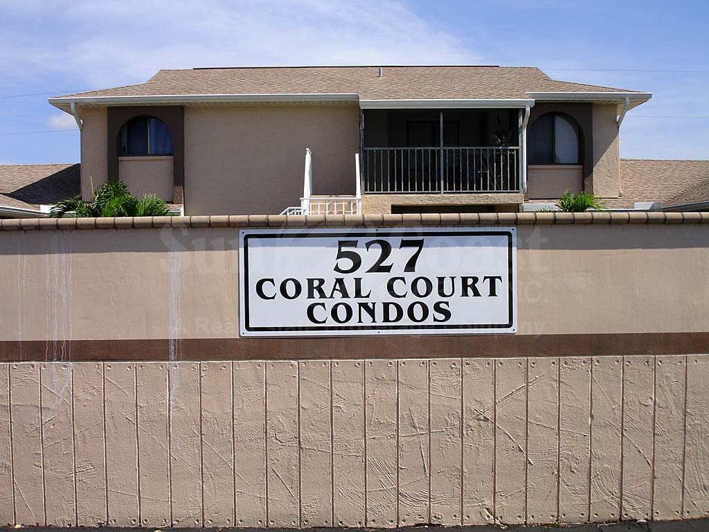 Coral Court Signage